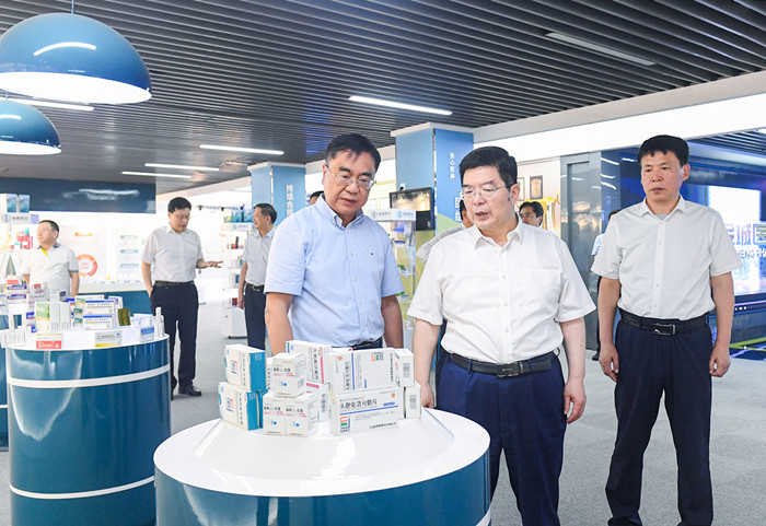 山东省副省长陈平到金城医药集团调研